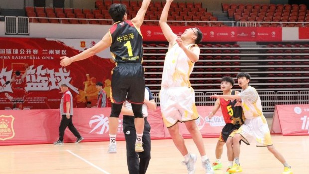 3118云顶集团篮球队参加2025年中国篮球公开赛兰州赛区比赛